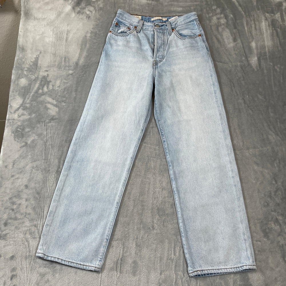 Levis Jeans Size 25 Premium Ribcage Straight Ankle Light Wash Blue High Rise